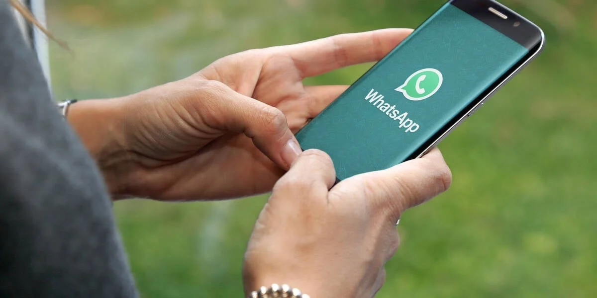 Don't open that WhatsApp message, Microsoft warns